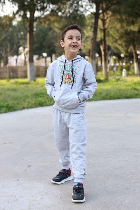 SINSER TEKS Kids Printed Hoodie with Kangaroo Pocket Unisex Tracksuit