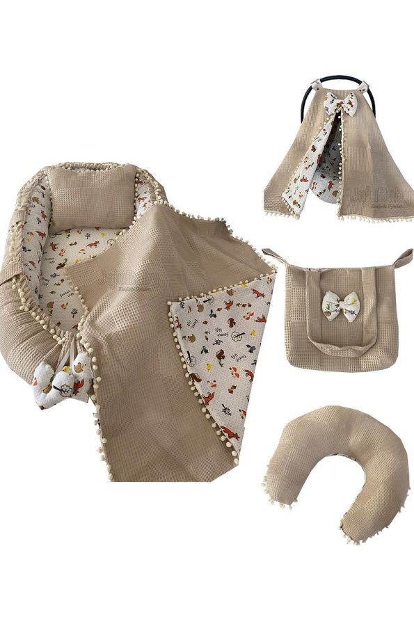 Jaju Baby Nest Fox Design 7-Piece Set with Pom Poms