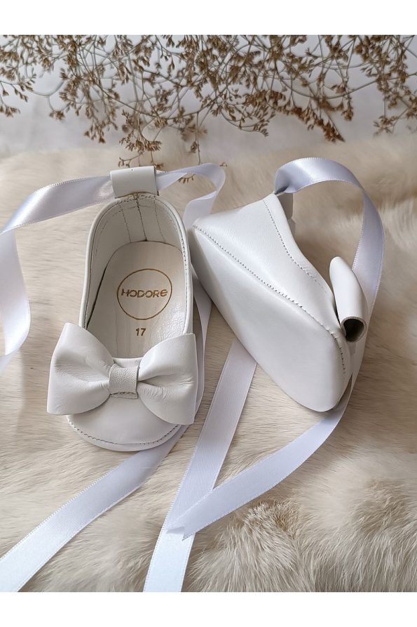 Hodore Perla White Genuine Leather Baby Moccasins