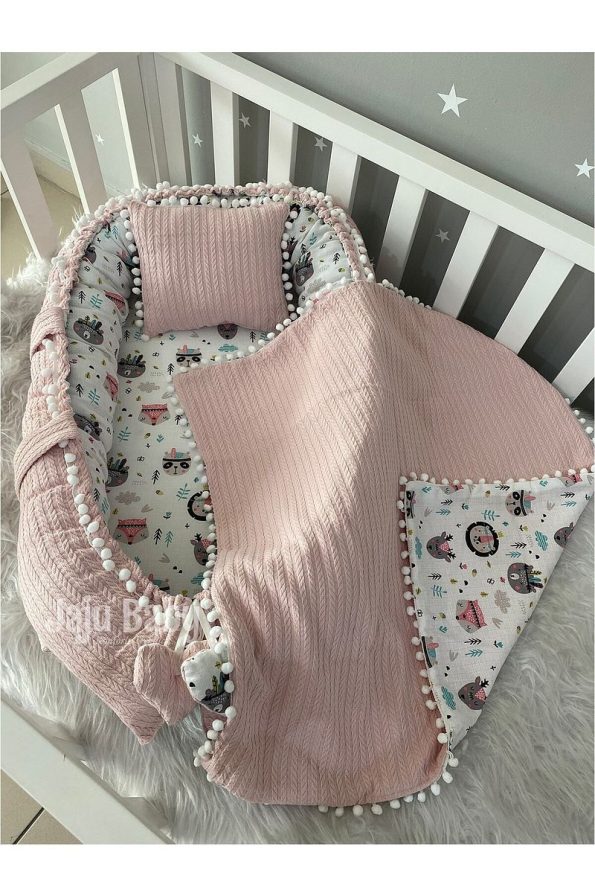 Jaju Baby Nest Blush Knitted Throw and Muslin Fabric with Pom Poms - Set of 3