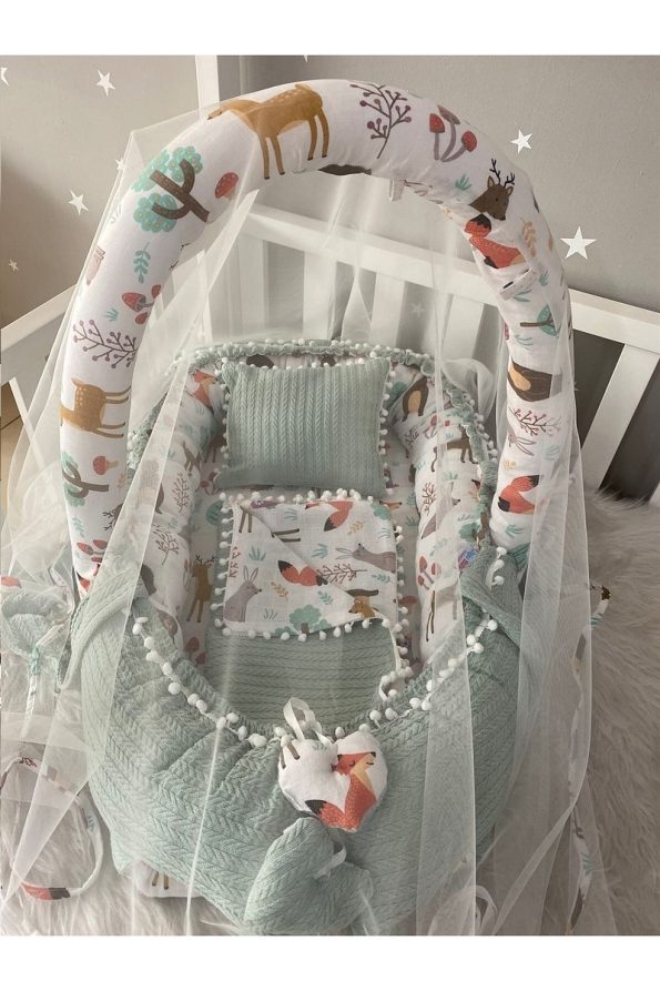 Jaju Baby Green Knit and Forest Fabric Nest Bedside Toy Attachment and Canopy Set