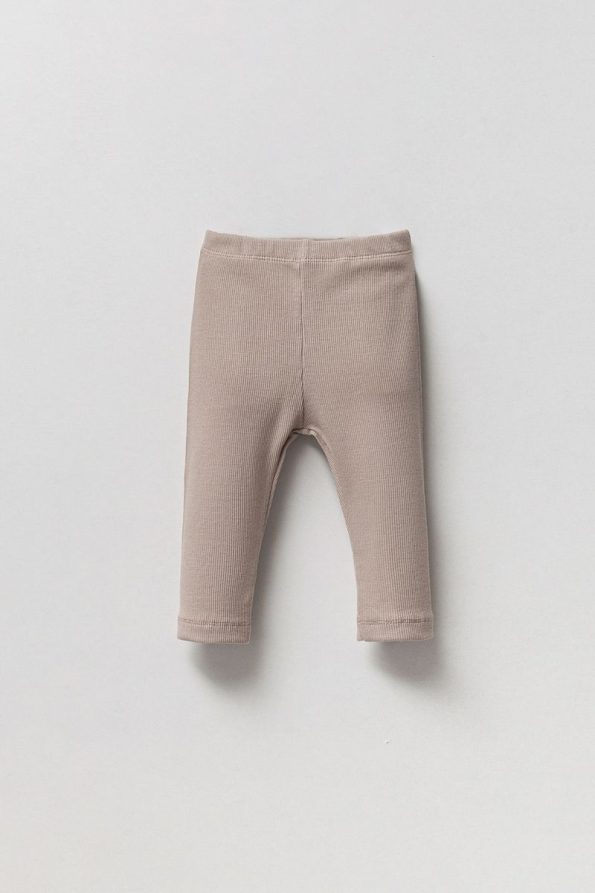 Stretchy Ribbed Leggings