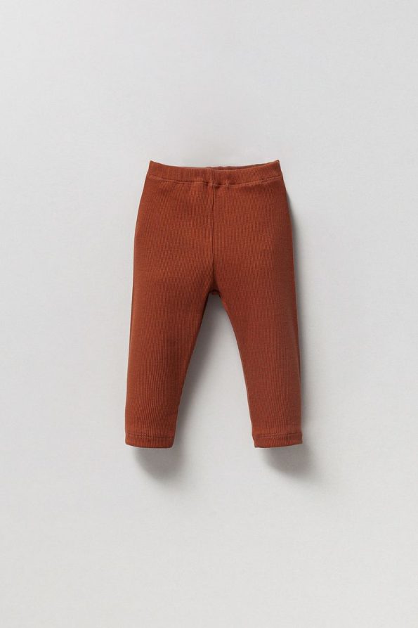Stretchy Ribbed Leggings