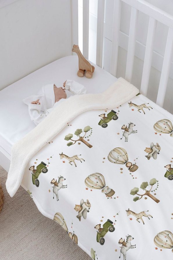 Tuğba Swan Plush Double-Sided Blanket - Safari Animals in a Vehicle