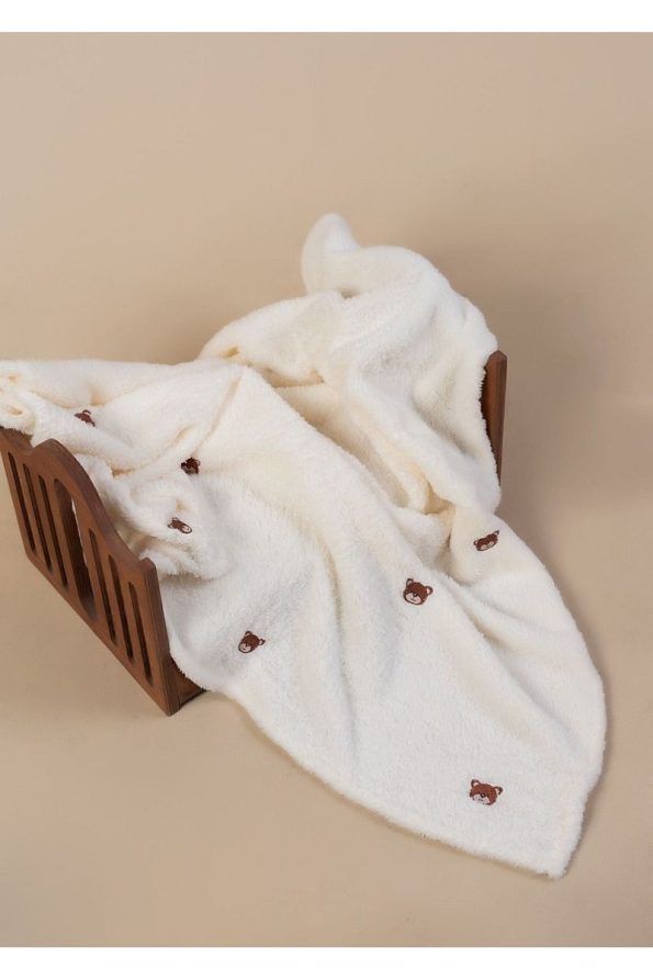 DensHaus Bear Pattern Embroidered Baby Blanket 90 X 110 Cream Wellsoft