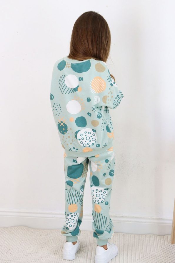 HARIKA KIDS Girls' Medium Thickness Tracksuit