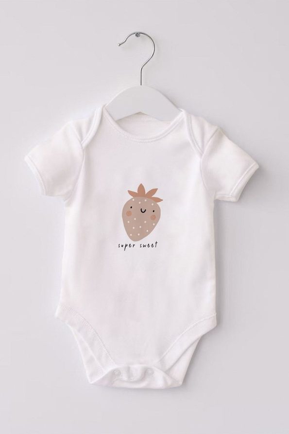 Lilabio 100% Organic Cotton 3-Pack Printed Short Sleeve Baby Bodysuit Love