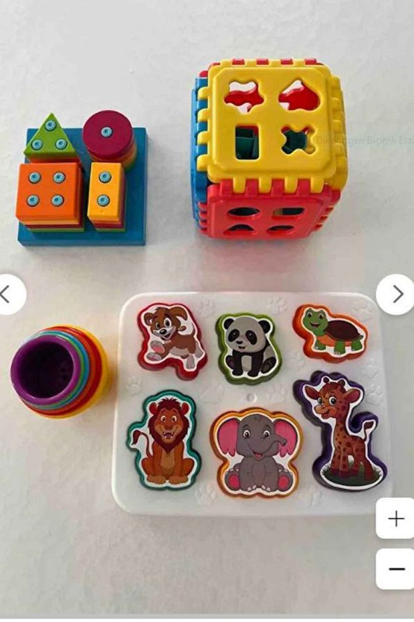 Fun Educational Geometry Shapes Design Tower with Cheerful Animals