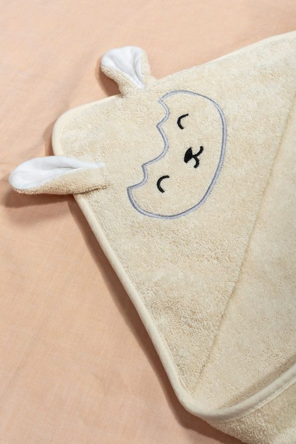 EIFIN Cotton Baby Towel Swaddle with Lamb Embroidery