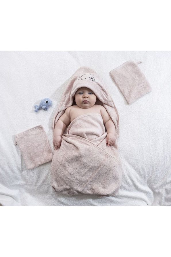 EIFIN Bamboo Fish Embroidered Baby Towel Swaddle and Pouch Set