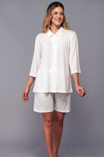 Front Buttoned Maternity Shorts Set in Ecru