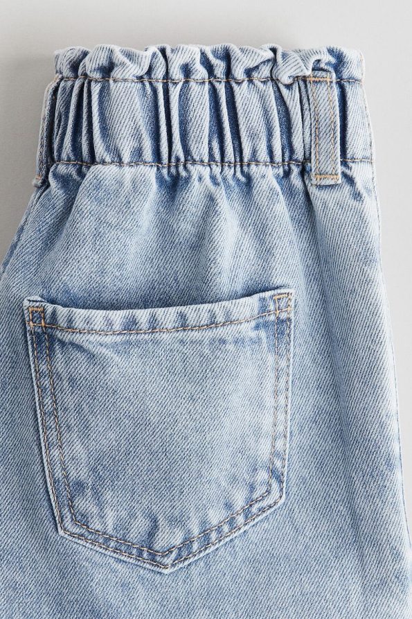 H&M Loose Fit Tapered Jeans