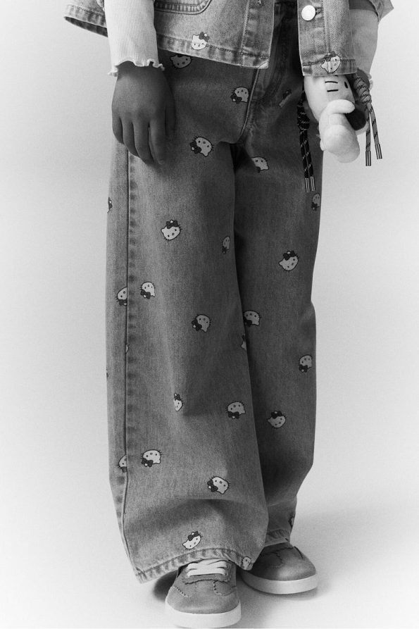 H&M Printed Wide Leg Jeans