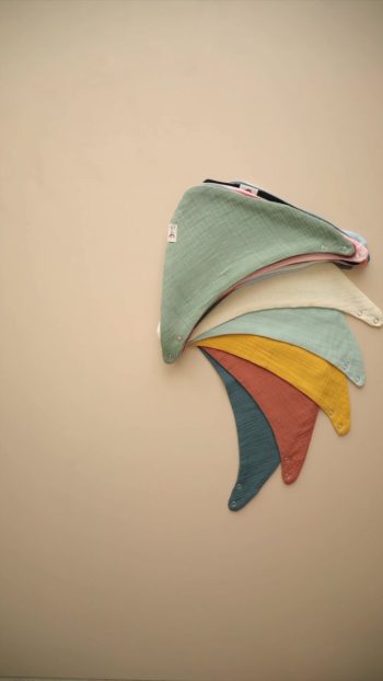 Bedeca Set of 3 Organic Cotton Baby Muslin Bibs