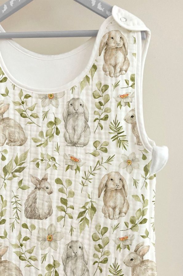 Tuğba Swan 4-Layer Muslin Baby Sleep Bag (0-18 Months) - Garden Bunnies