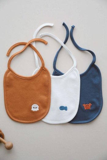 Set of 3 Baby Bibs 0-3 Months