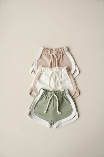 3-Piece Contrast Trim Cotton Shorts Model 3