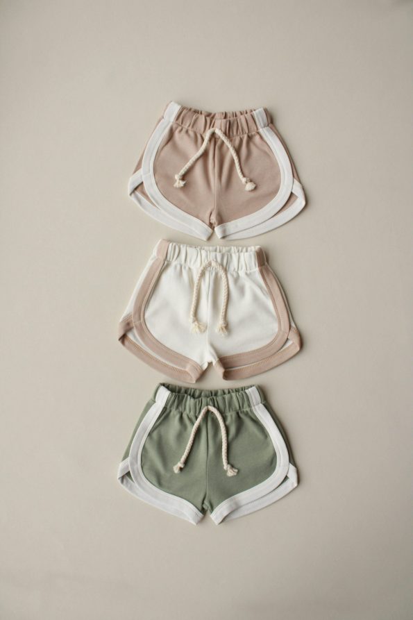 3-Piece Contrast Trim Cotton Shorts Model 3
