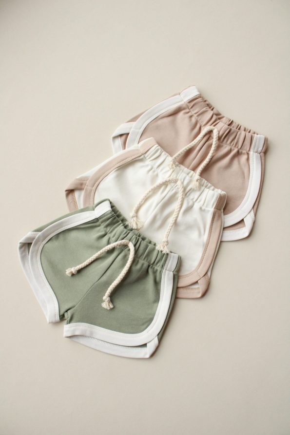 3-Piece Contrast Trim Cotton Shorts Model 3
