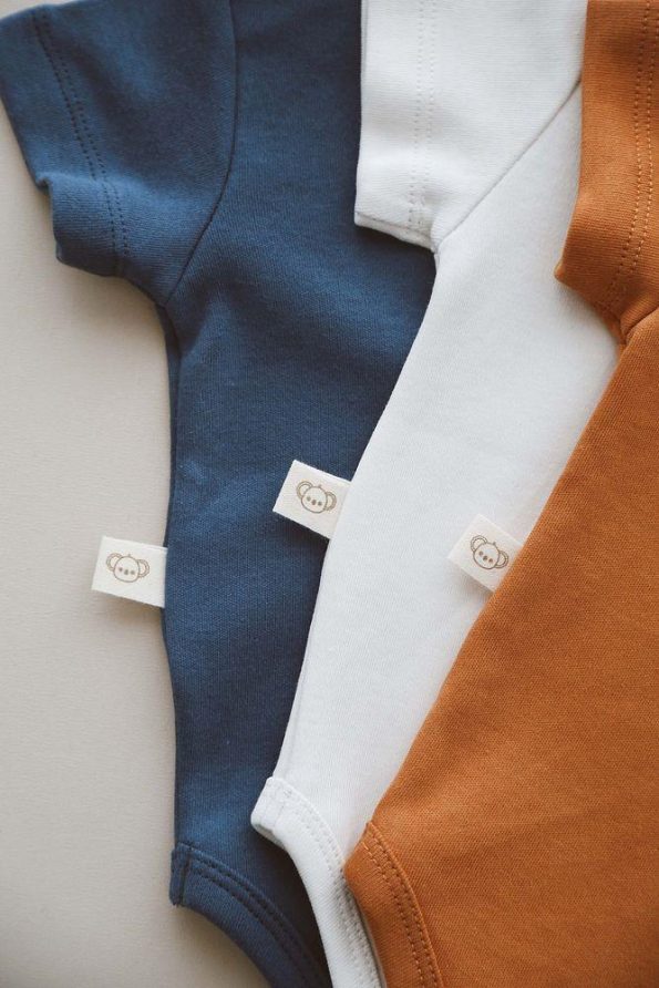 Set of 3 Embroidered Snap Bodysuits Model 4