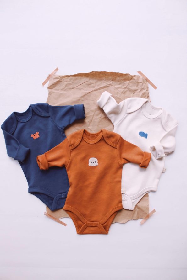 3-Piece Embroidered Long Sleeve Bodysuit Set Model 4