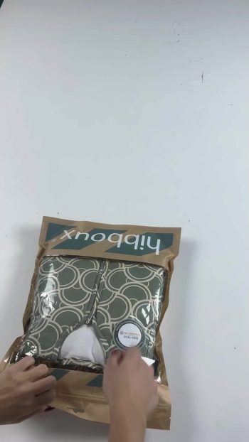 Hibboux Waves 100% Cotton Nano Fill Sleeveless 2.5 Tog Japanese Inspired Wave Pattern Sleep Bag - Green