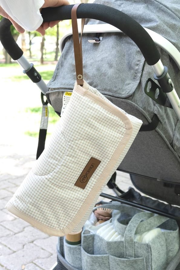 mordesign Baby Changing Pad Clutch, Portable Care Bag, Brown