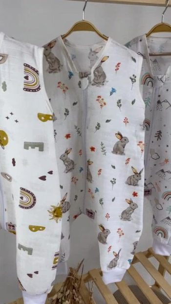 Las Vivas Kids Summer Muslin Sleeping Bag 0.5 Tog Rainbow Design