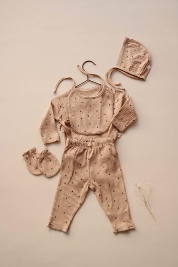 5-Piece Newborn Set with Floral Print