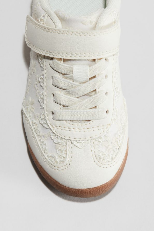 Lace Detail Sport Shoes