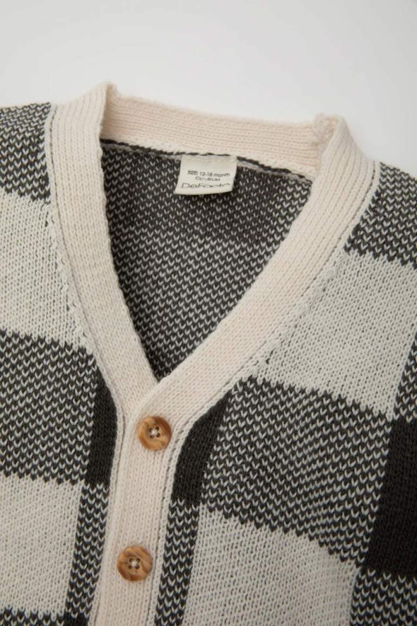 Boys' Checkered V-Neck Buttoned Knit Cardigan