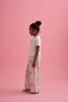 BUBBLE_KIDS_PEMBE-1-_202_c6856b73-a025-4c1b-98c1-9b009bbc6305.jpg
