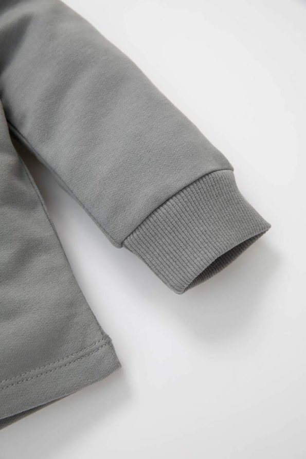 Boys' Two-Piece Set Printed Sweatshirt with Elastic Waist Jogger Pants
