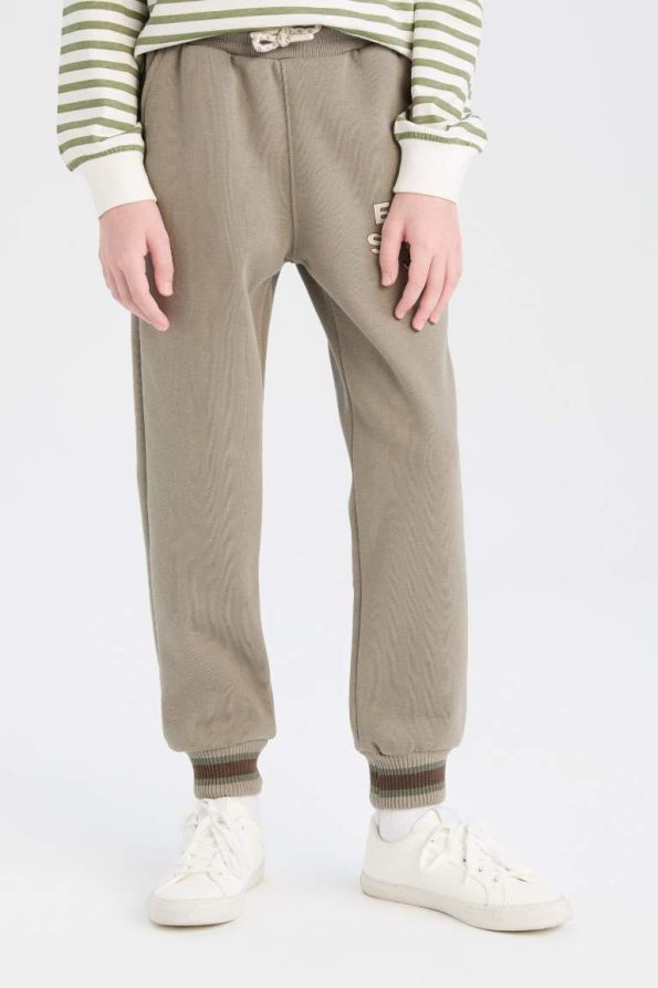Boys' Printed Sweatpants with Elastic Waist and Pockets