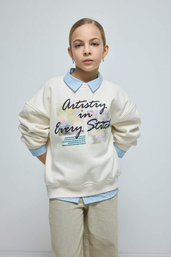 Girls' Oversized Wide Fit Printed Soft Fleece Sweatshirt