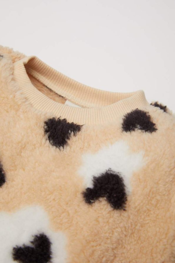 Girls' Heart Patterned Soft Welsoft Plush Sweatshirt