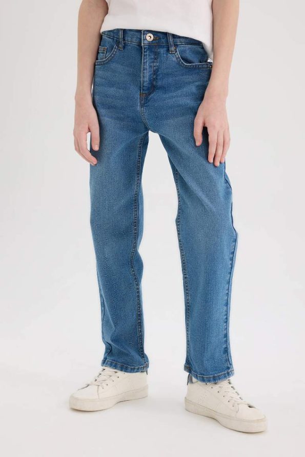 Boys' Straight Fit Basic Denim Jeans