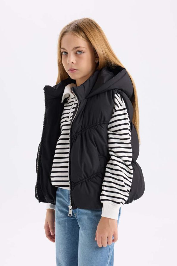 Girls' Water-Resistant Hooded Puffer Vest