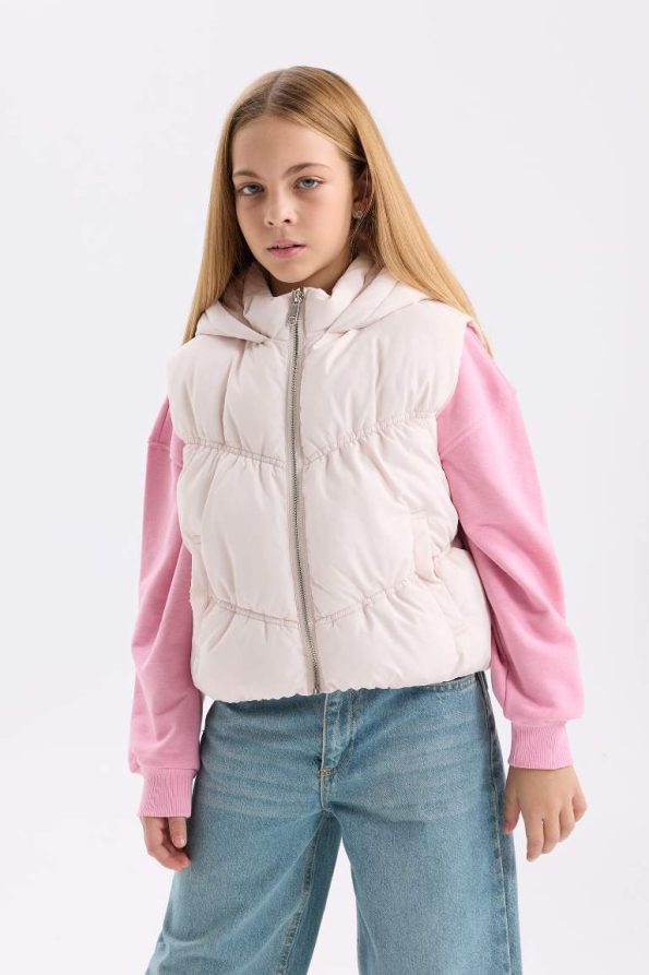 Girls' Water-Resistant Hooded Zip-Up Puffer Vest