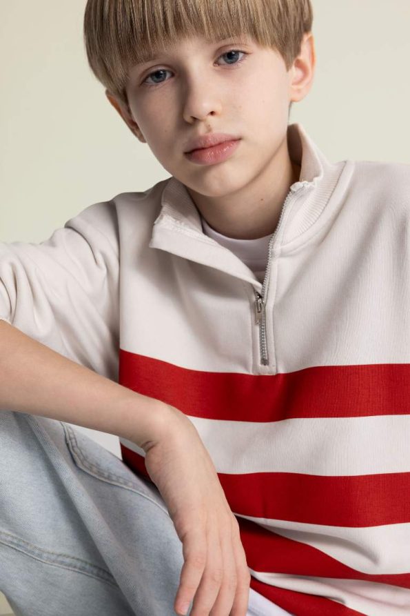 Boys' Oversized Fisherman Neck Sweatshirt