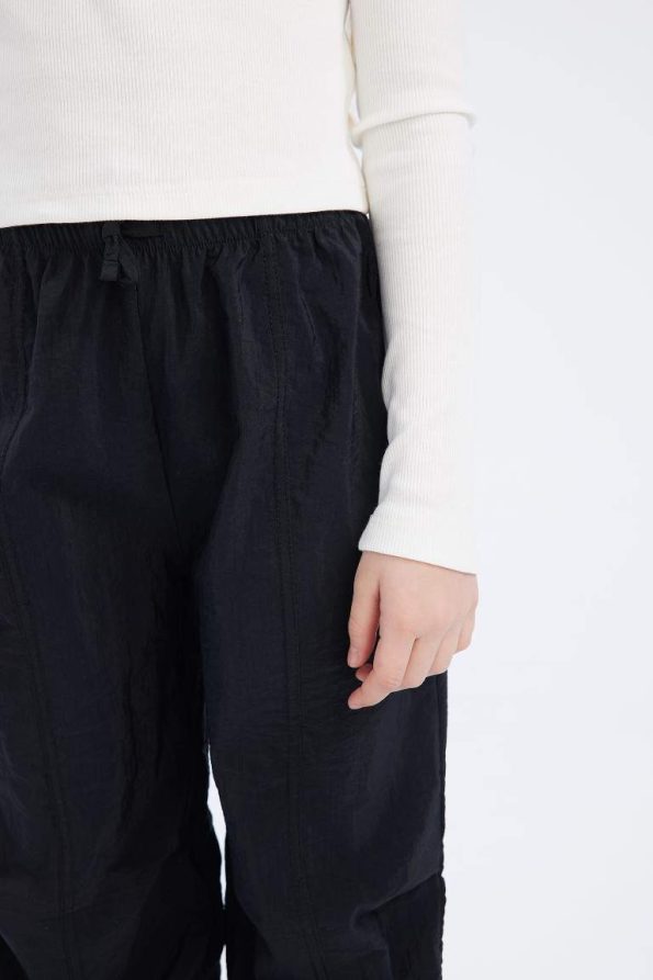 Girls' Elastic Waist Straight Leg Parachute Pants