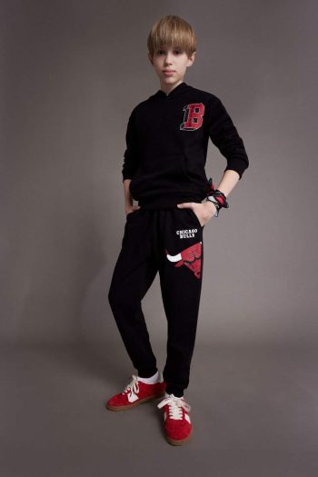Boys' NBA Chicago Bulls Elastic Waist Jogger Pants