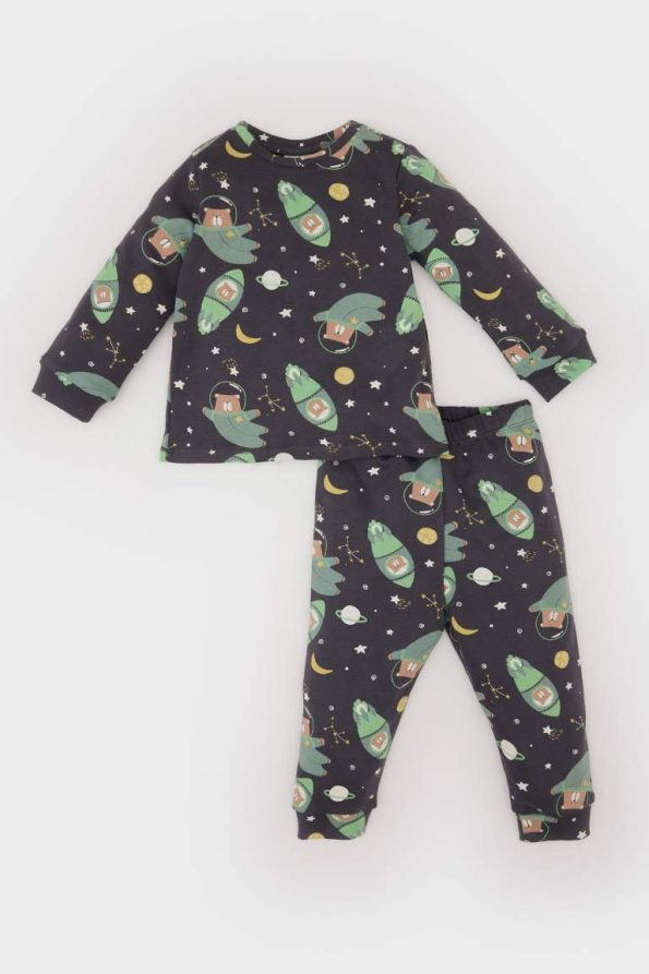 Boys' Space Print Long Sleeve Pajama Set with Elastic Waist Pants