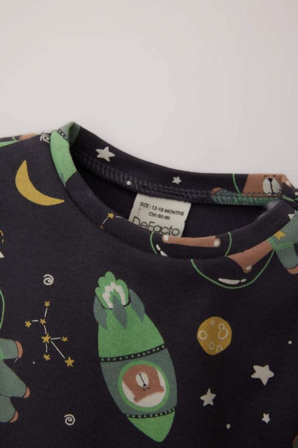 Boys' Space Print Long Sleeve Pajama Set with Elastic Waist Pants