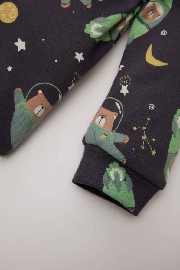 Boys' Space Print Long Sleeve Pajama Set with Elastic Waist Pants