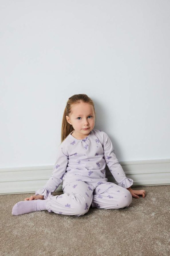 Girls' Baby Pajama Set with Butterfly Print Long Sleeve Top and Elastic Waist Long Pants