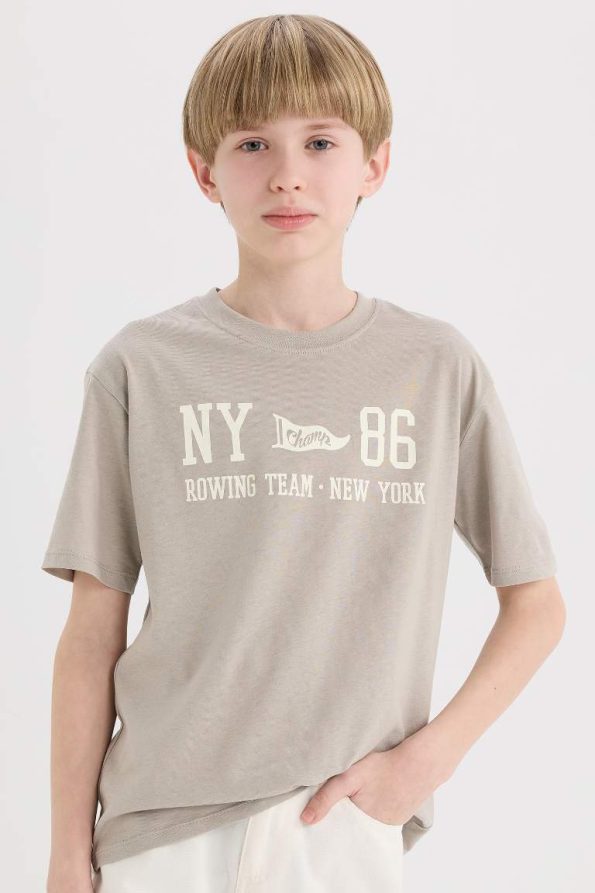 Boys' Short Sleeve Bicycle Neck T-Shirt with Back Print