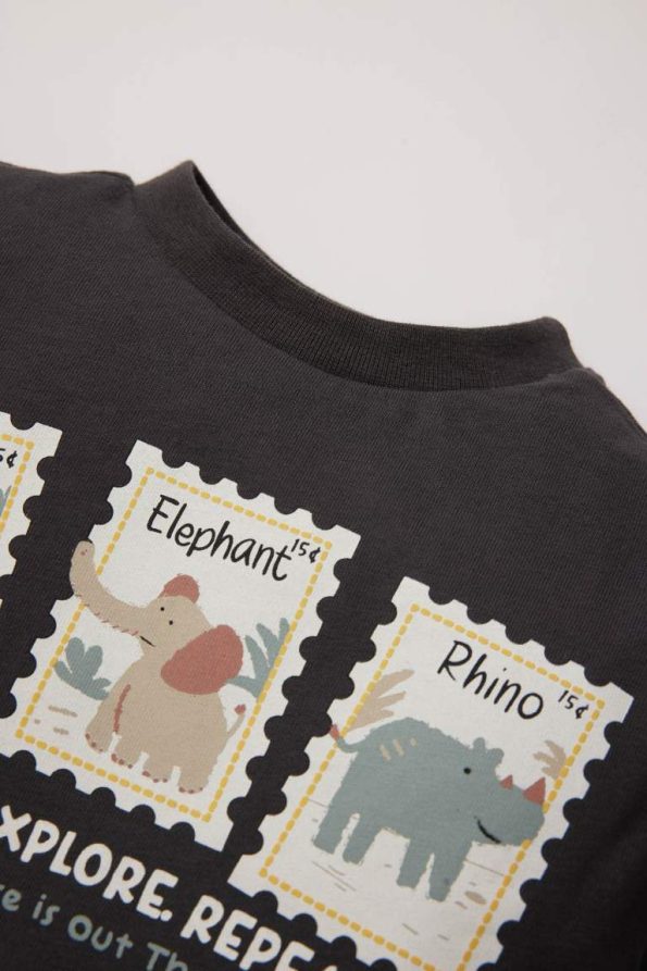 Boys' Long Sleeve Crew Neck Animal Print T-Shirt