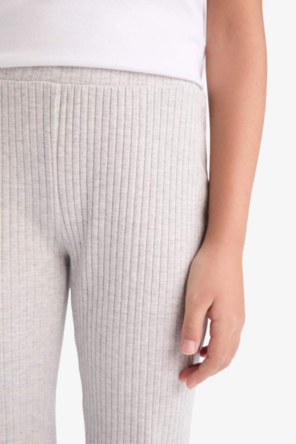 Girls' Ribbed Flared Leggings
