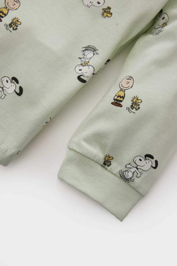 Boys' Snoopy Pajama Set with Long Sleeve Top and Elastic Waist Pants